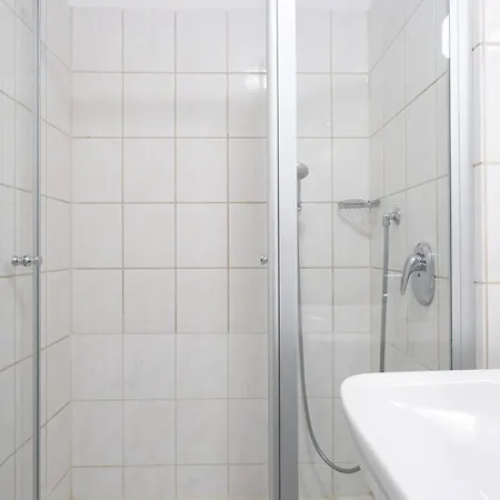 Apartment 340, Seepark